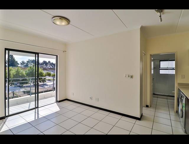 1 BEDROOM PROPERTY TO RENT IN GREENSTONE HILL